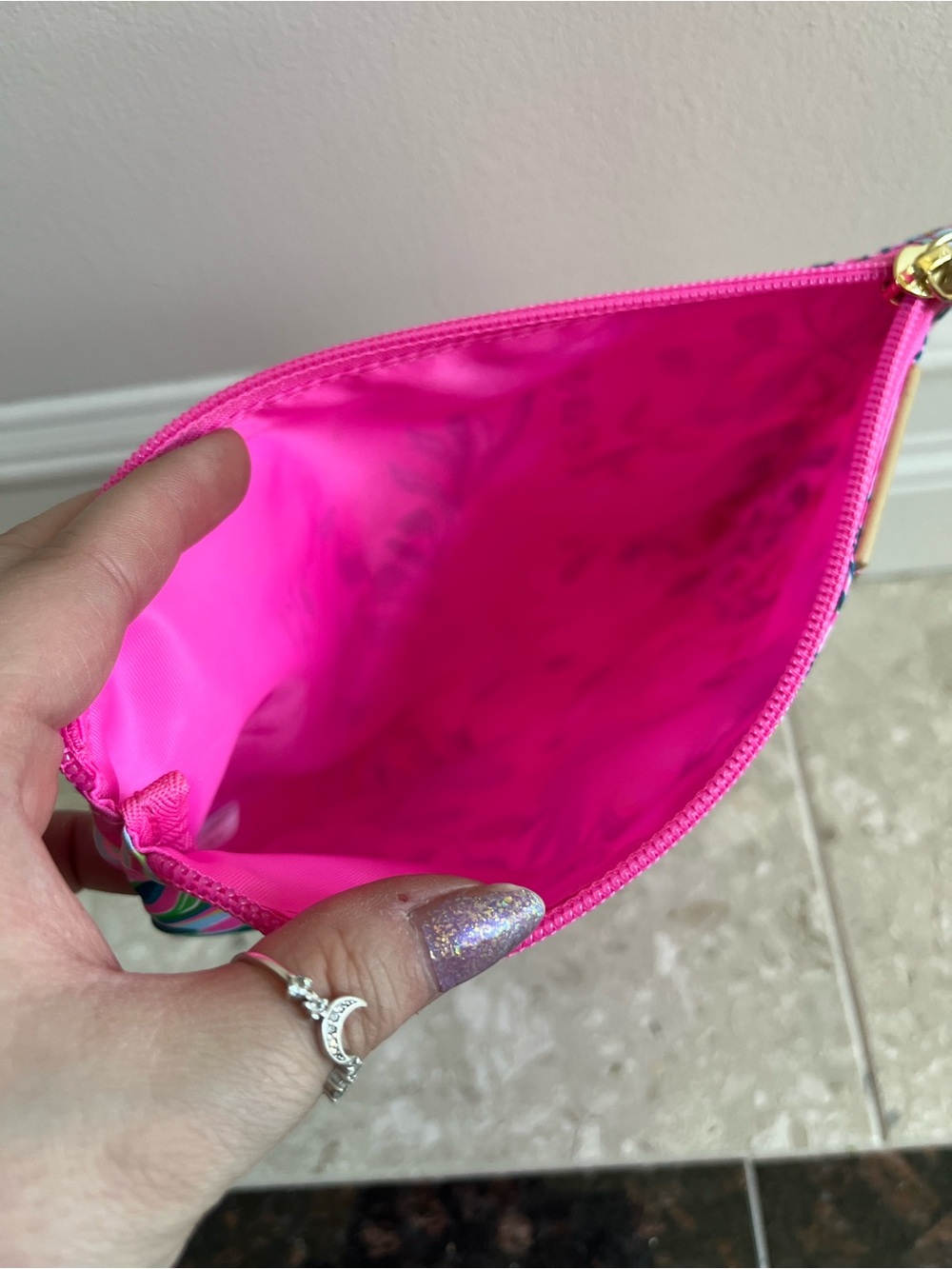 Lily Pulitzer makeup bag - Picture 3 of 3
